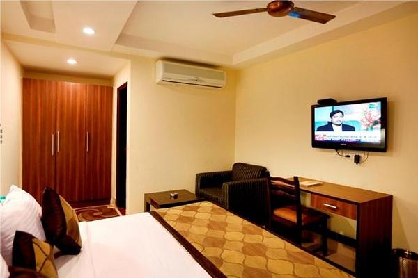 Airport RTS Hotel